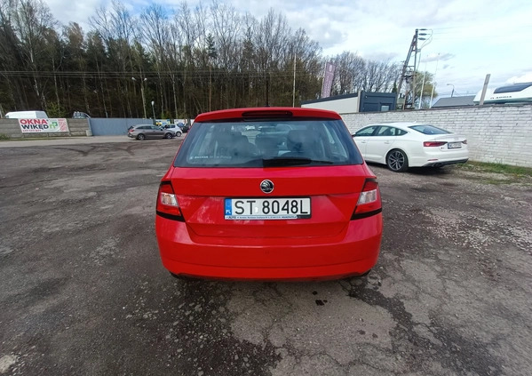 Skoda Fabia cena 19000 przebieg: 233653, rok produkcji 2016 z Nowe małe 121